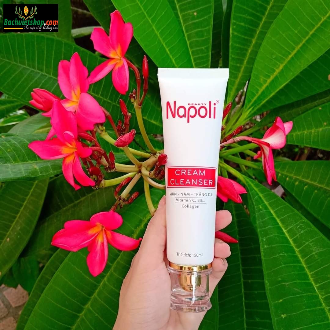 Kem rửa mặt Napoli rất quan trọng trong bước làm sạch da